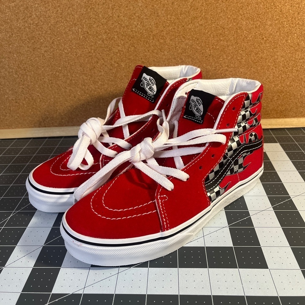 Vans Kids Red High-Top Sneakers
Brand new
NWOT - Picture 3 of 14
